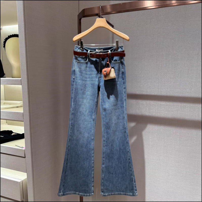2026 Summer New Style Retro Modern High-Waisted Slim Fit Washed Denim Pants for Women Xsj3K01D