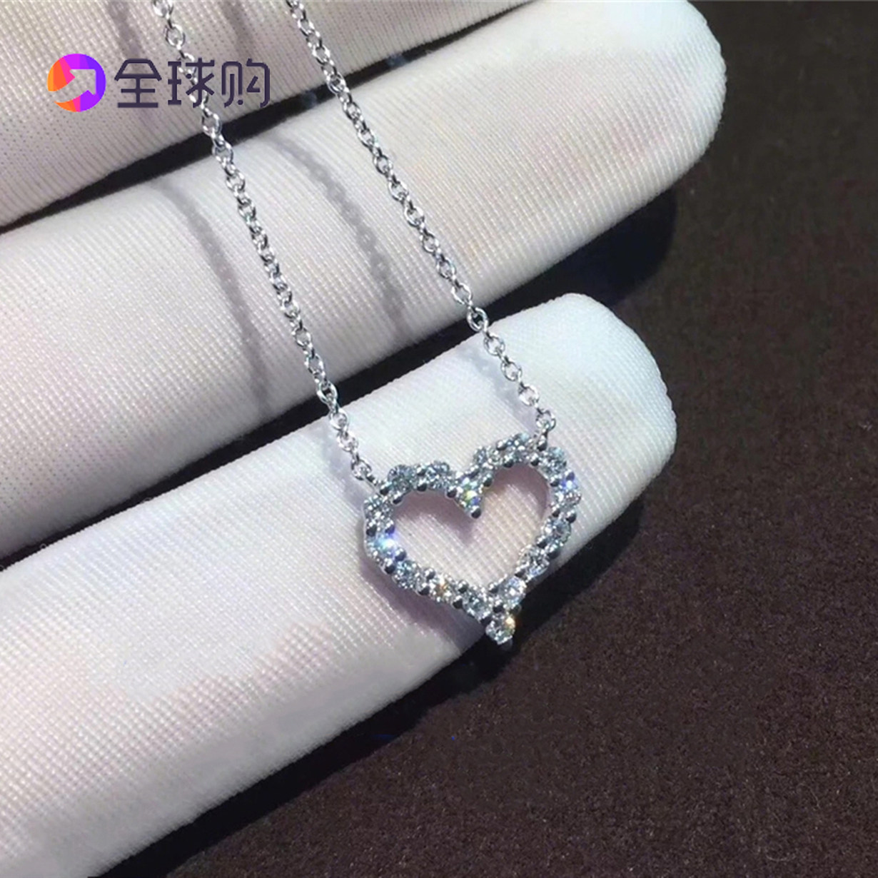 Pure silver love-mounted hollow necklace female network red daily and little fairy fine kock chain Valentine's Day gift