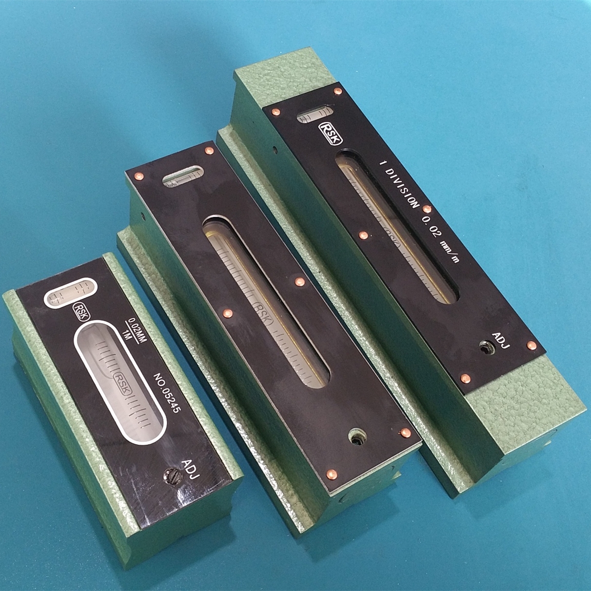 Japan's new laxative research RSK-style gradienter 100150200300 * 02mmV 0 precision level gauge