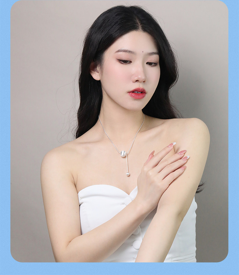 Серебряное ожерелье 老银匠s925纯银精致猫眼珠项链女简约轻奢拉丝转运珠锁骨链银项链 Old silversmith