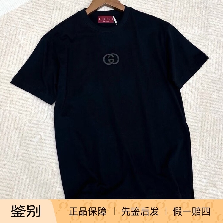 In-Stock Gucci 2026 Spring/Summer Men's Black Interlocking Double g Embroidered Round Neck Short Sleeve T-Shirt 854394 In-Stock Gucci 2026 Spring/Summer Men's Black Interlocking Double g Embroidered Round Neck Short Sleeve T-Shirt 854394
