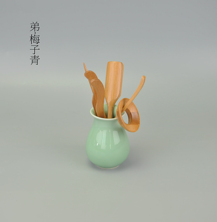 Cloud Celadon Six Gentlemen Tea Ceremony Tea Set Phụ kiện Set Trà Kết hợp Trà Kung Fu Tấm tre Gỗ Six Six Gentlemen Tea Art bình trà giữ nhiệt