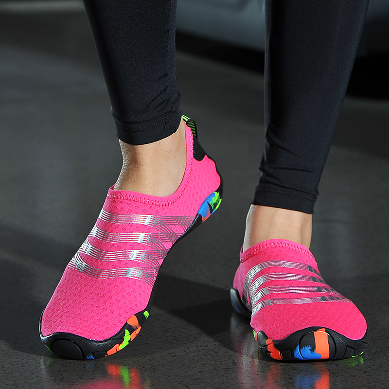 Couples Speed Dry Anadromous Sandals Shoes Men Outdoor Yoga Shoes Women Beach Diving Shoes Breathable Mesh surfaces Skin Damp Shoes