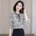 Áo sơ mi voan hoa của phụ nữ mùa hè 2021 phong cách mới phương tây rộng rãi mẹ áo sơ mi ngắn tay thiết kế niche - Áo sơ mi