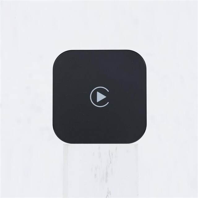 Cross-Border Hot-Selling Universal Model, Wired Carplay to Wireless Carplay Box for Original Vehicles