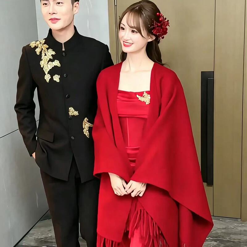 Autumn and Winter Red Imitation Cashmere Shawl for Women, High-End Tassel Cape, Bride's Wedding and Engagement Warm Scarf Autumn and Winter Red Imitation Cashmere Shawl for Women, High-End Tassel Cape, Bride's Wedding and Engagement Warm Scarf