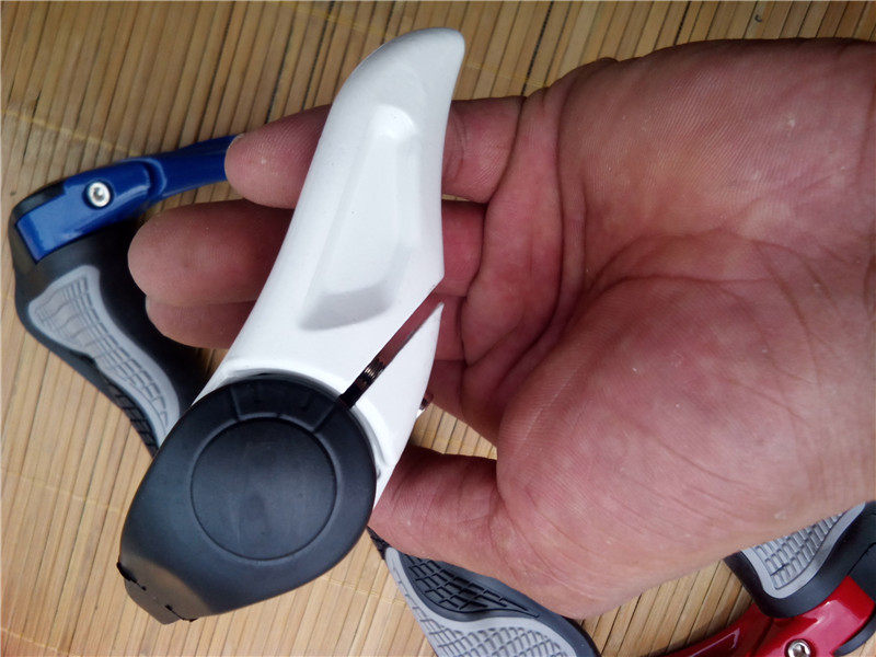 Poignées de vélo - Ref 2338945 Image 13