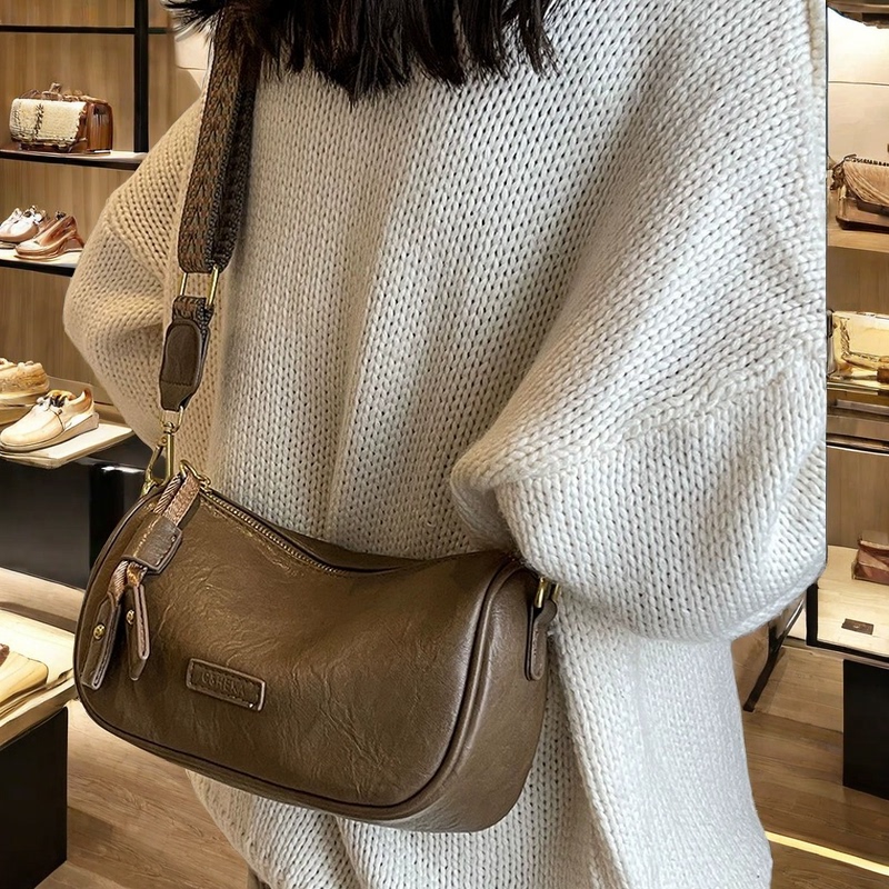 Caringkleing2026 New Women's Bag Retro Single Shoulder Crossbody Bag Genuine Leather Pillow Bag Trendy Boston Bag