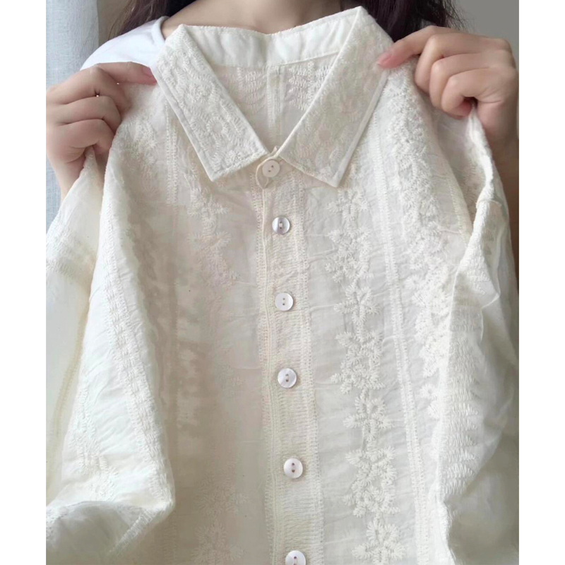Huxiazi! Lace-Like Jacquard~ Lapel Collar, Elegant Heavy Embroidery, Slightly Sheer, Sun-Protective, Vintage Women's Shirt