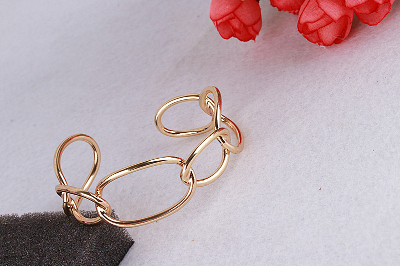 Phong cách châu Âu và Mỹ phóng đại cá tính retro phiên bản rộng vòng đeo tay lớn nữ lưới đỏ thủy triều người thời trang tay hoang dã phụ kiện trang sức nam đá aquamarine