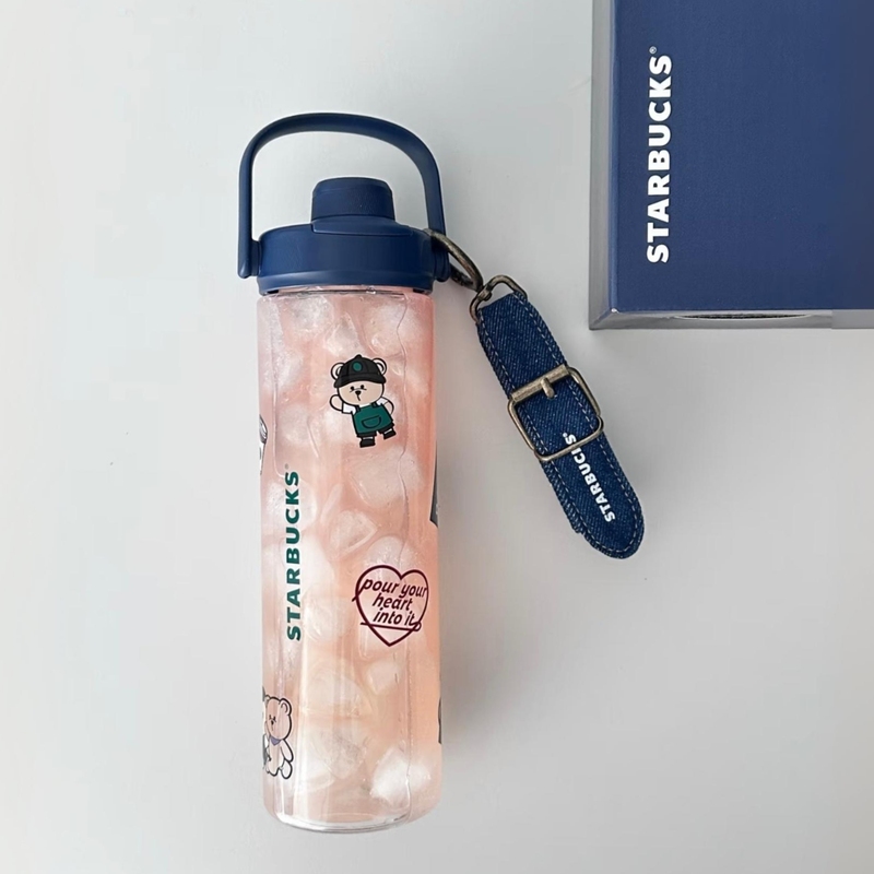 Starbucks Cup, Denin Star Coffee Series, Stylish, Simple, Fun Icon, Plastic Travel Cup with Belt Buckle Decoration Starbucks Cup, Denin Star Coffee Series, Stylish, Simple, Fun Icon, Plastic Travel Cup with Belt Buckle Decoration