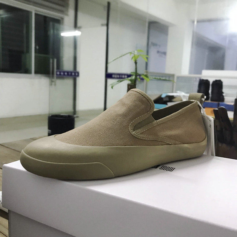 Not out of the family violence to reproduce the rivers and lakes Foreign trade export Japan single retro men's and women's sets of foot canvas shoes 