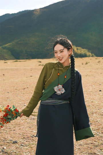 Tibetan Clothing 2024 New Style Tibetan Clothing for Women, Fresh and Elegant Tibetan Style Clothing, Tibetan Robe, Tibet Lhasa Travel Photography Clothing
