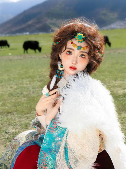 Tibetan clothing women's new Tibetan robe travel photography Tibetan clothing Yunnan Tibetan ethnic characteristics fresh girl photo clothes