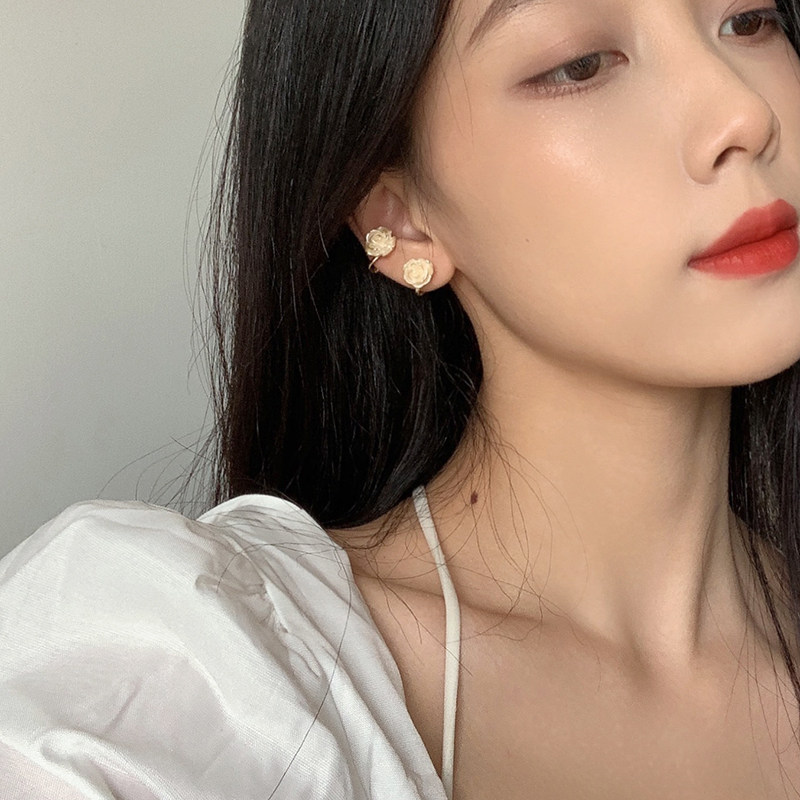 Earless Dongle Ear Clip Woman 2020 New Tide Earrings Rose Shells Without Pain Sensation Superfairy 100 Hitch Wear