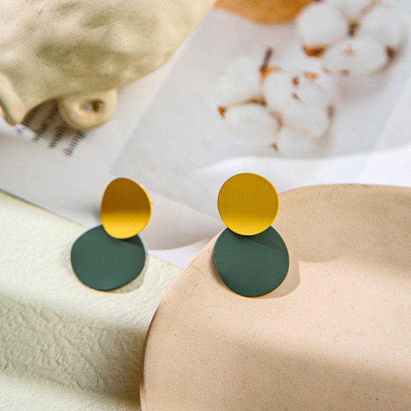 Japan-ROK retro frosted geometric temperament collage earrings Coloured earrings Geometric Round Earrings Without Ear Clips