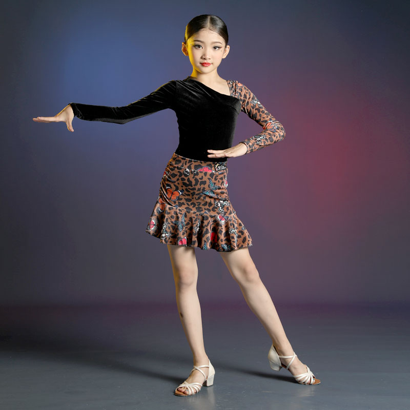 Latin dance clothing for girls and children winter long-sleeved exercise clothing black dance clothing children's performance clothing performance clothing practice clothing