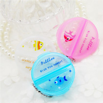 2 latent convenience small and cute fake eyelashes storage box transparent plastic storage box easy to carry with you