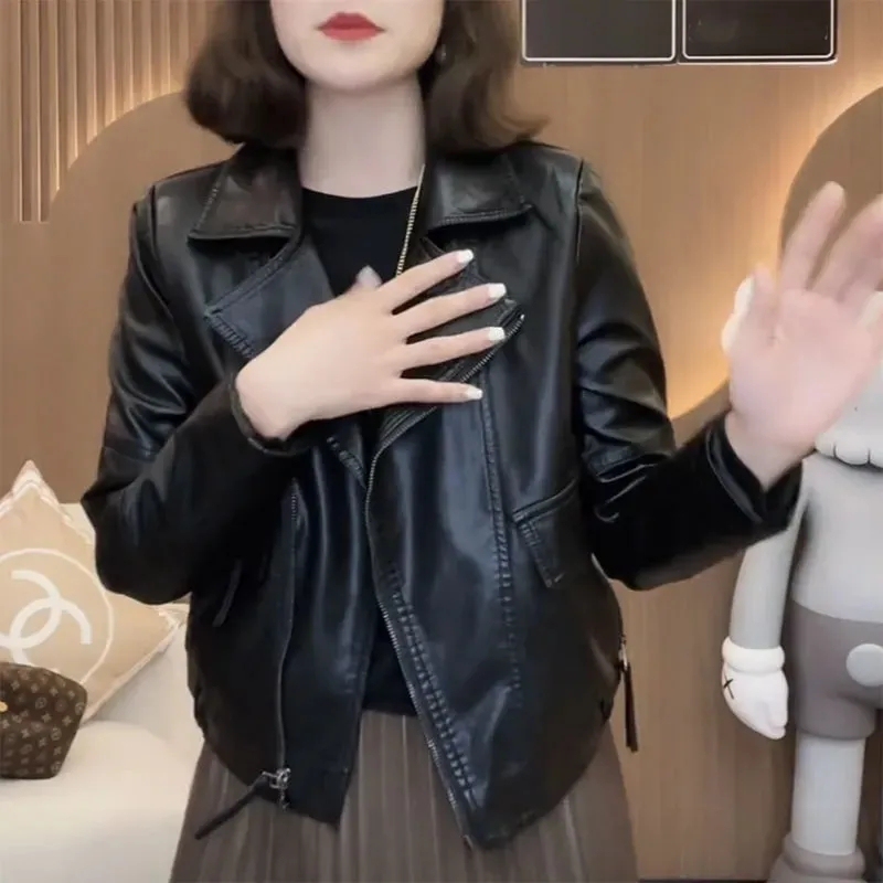 Korean Style Short Leather Jacket for Women, 2026 New Spring and Autumn Fashionable Slim-Fit Versatile Biker Leather Jacket with Turn-Down Collar