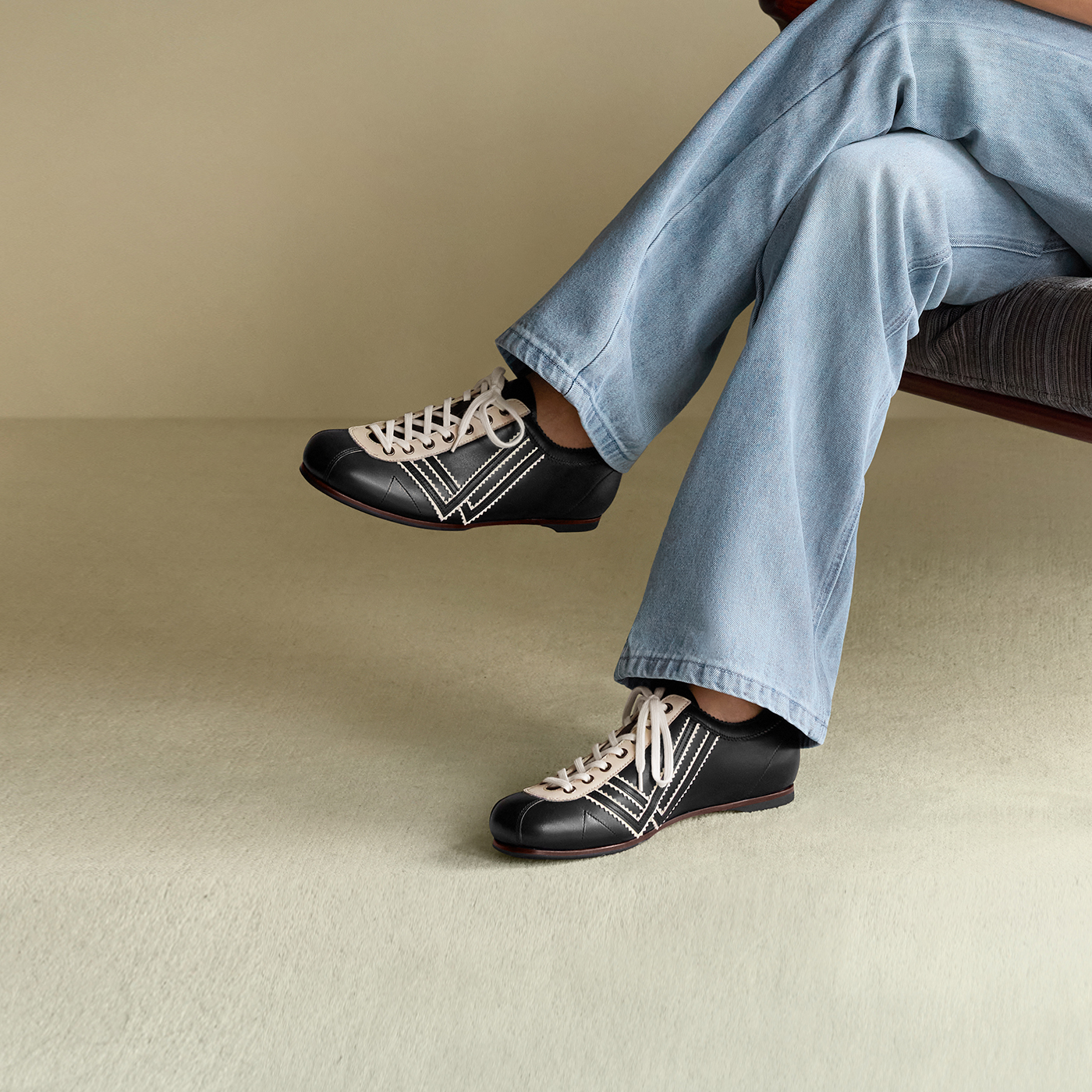 ThomWills 新作 ボウリングシューズ レトロ カジュアルシューズ スポーツスタイル ステッチデザイン 本革 メンズ 夏