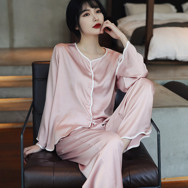 Silk pajamas women's 2022 new summer thin ice silk two-piece set high-end sexy home clothes women can go out