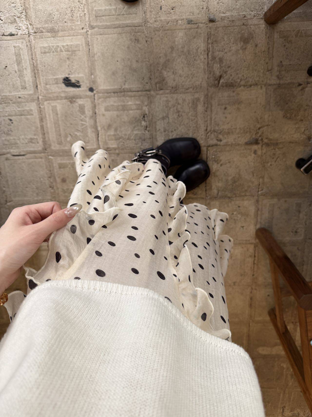 В наличии oker оригинальная юбка в горошек с оборками A-силуэт из тенсела корейский стиль 26 новая модель A755