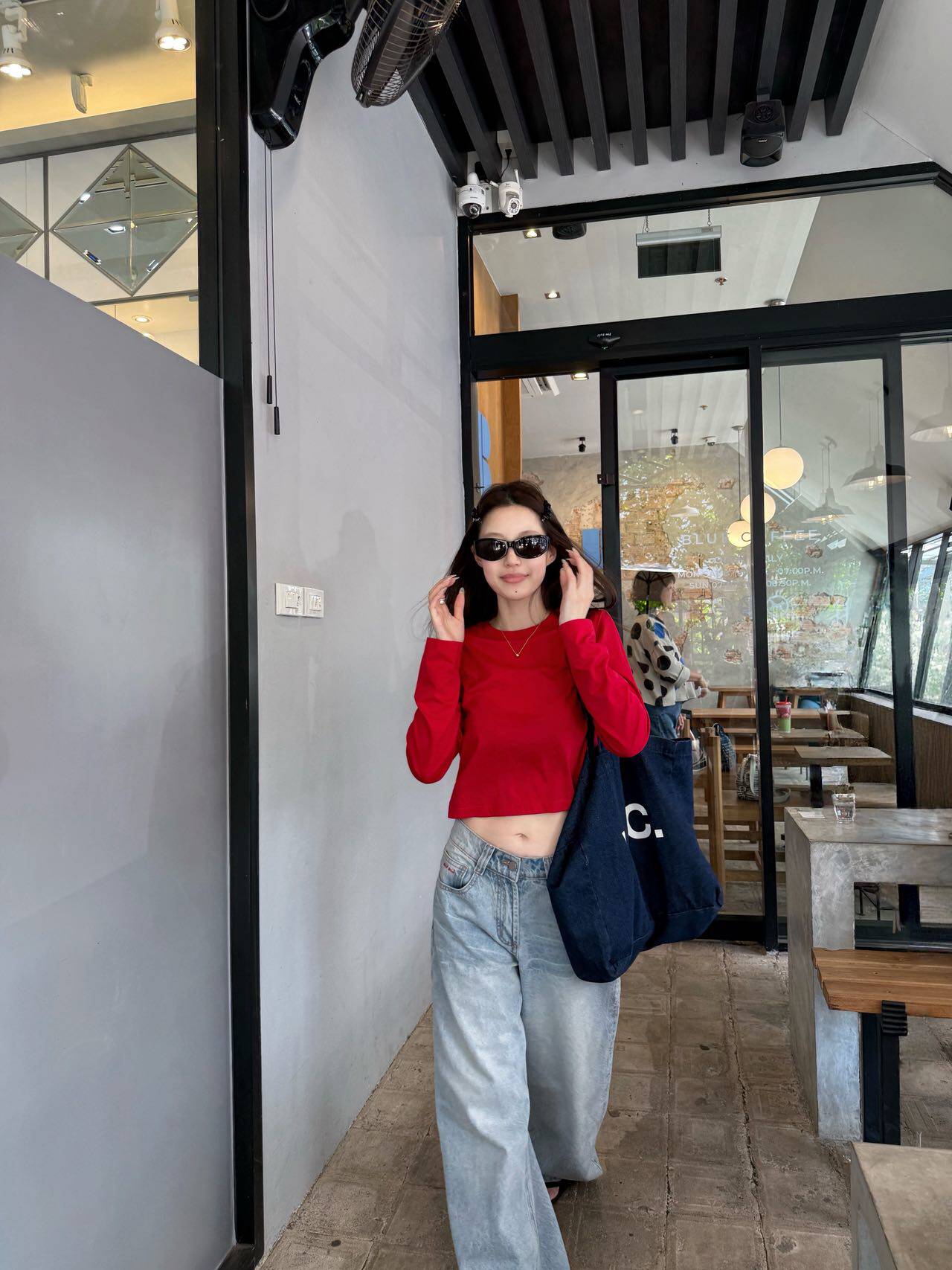 oker章壳儿оригинал ~ джинсы с вышивкой универсальные стираные корейский стиль прямые повседневные 26 весенняя новинка A822