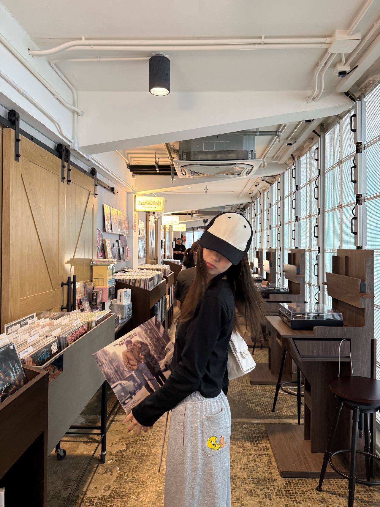 oker章壳儿оригинал ~ Серые прямые повседневные брюки с утенком Трейси A817