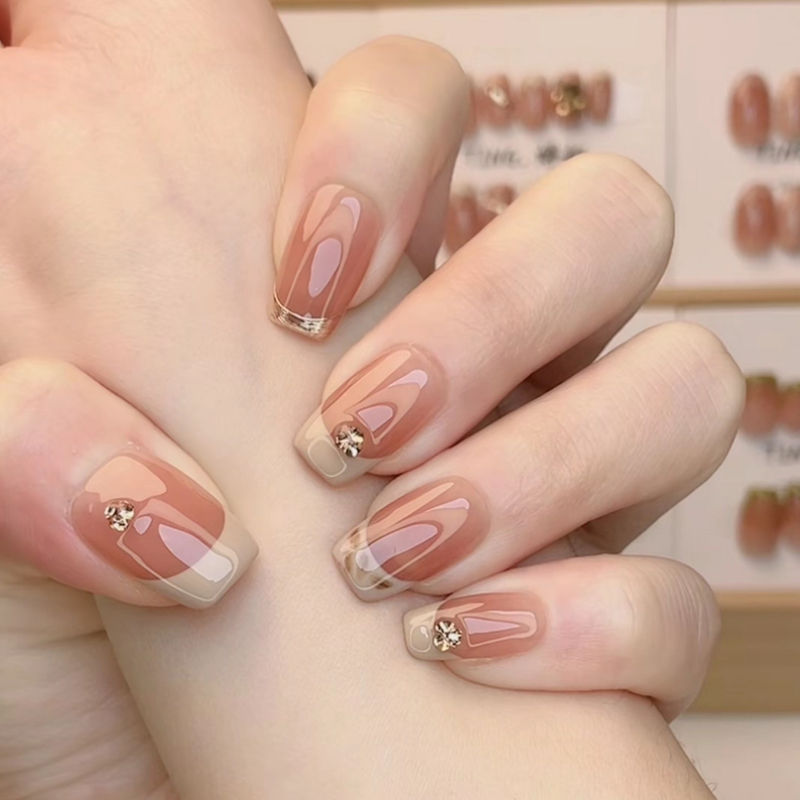 Purely Handmade Yogurt White Cat-Eye Nail Stickers for a Youthful Look, 10 Pieces