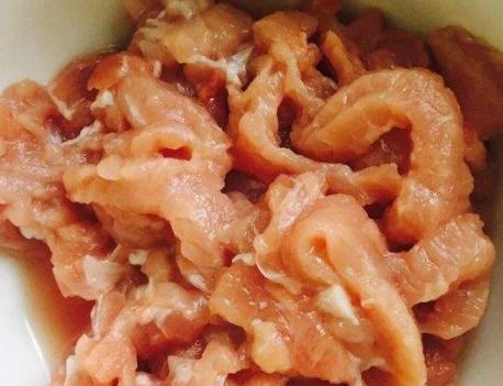 皮蛋瘦肉粥怎样做才不腥?教你小技巧12
