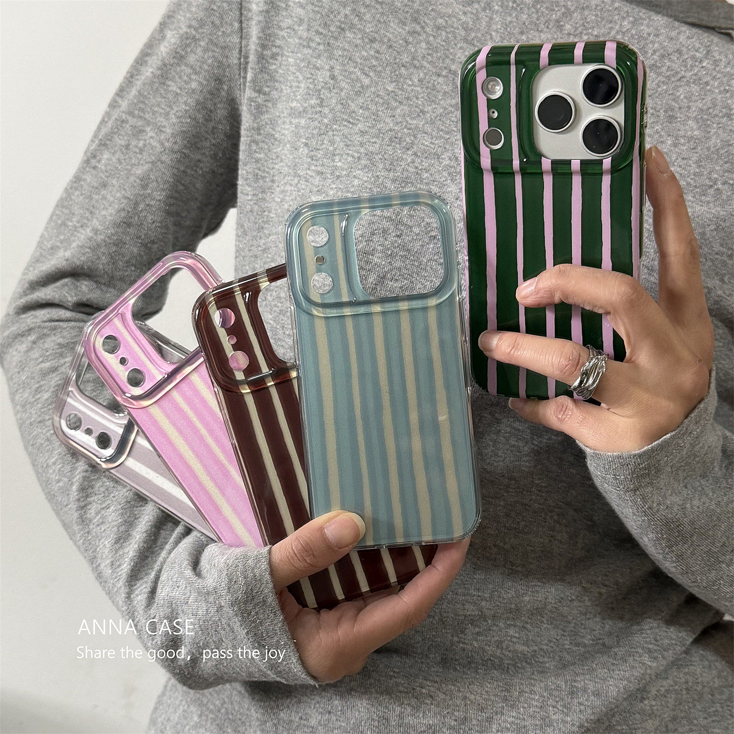Handyhülle Mit Streifen- Und Farbblockdesign Für Das Iphone_voghion.com