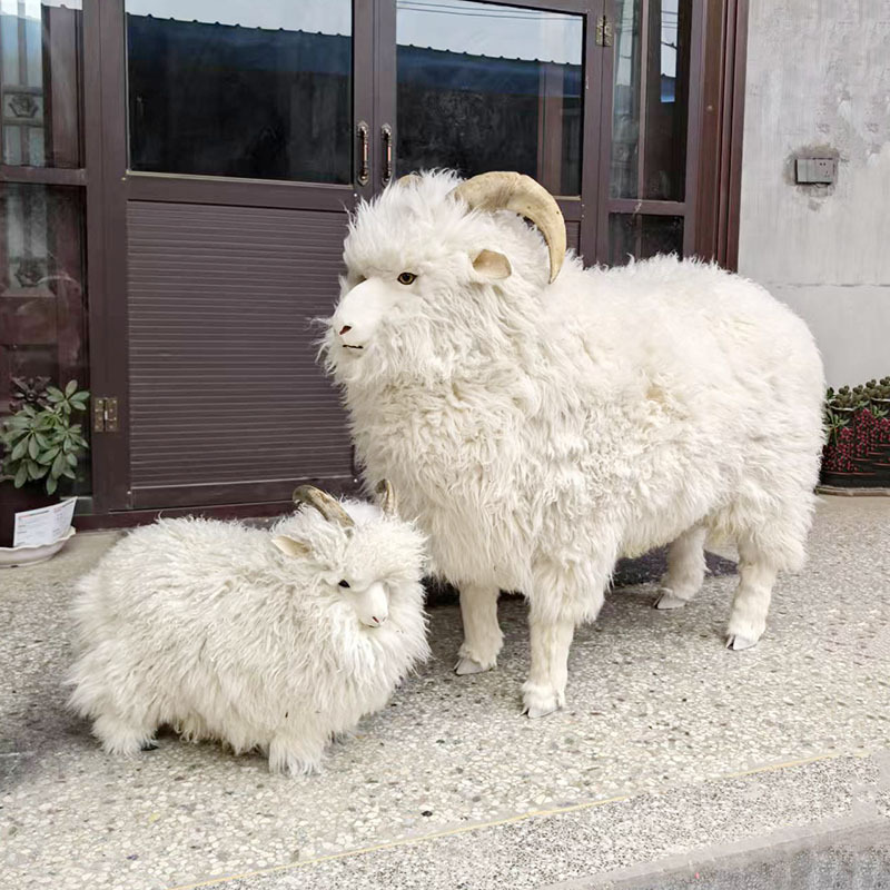 Simulated Goat Model, Sheep Figurine, Large and Small Animal Creative Decorations, One-To-One Window Display Props and Specimens