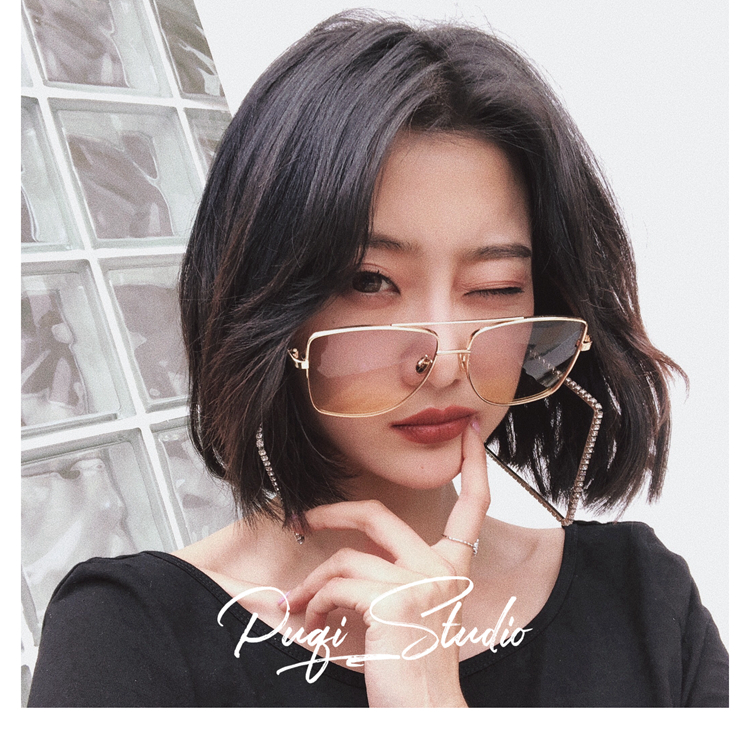 2018 mới lớn hộp nam nữ đa năng mặt vuông du lịch bên bờ biển ánh sáng kính râm nhiều màu kính râm kính rayban nữ