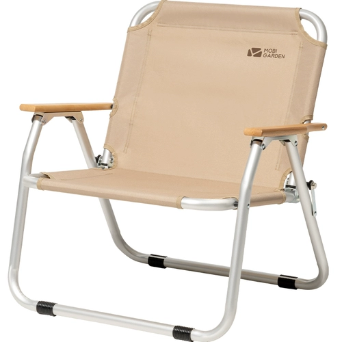 Деревянный годи на открытом воздухе склад складывает одно стуло