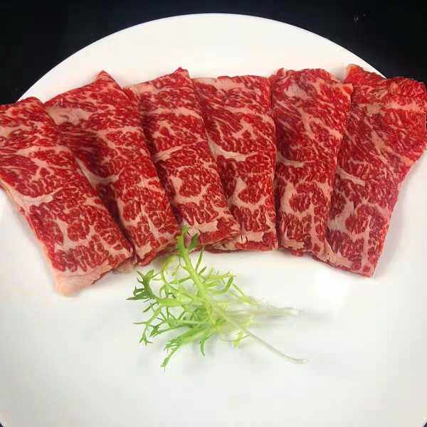 Buy 2 rounds of 3 Australian M7 snowflake brain slices 250g) Imported Japanese Sukiyaki hot pot beef fat beef roll