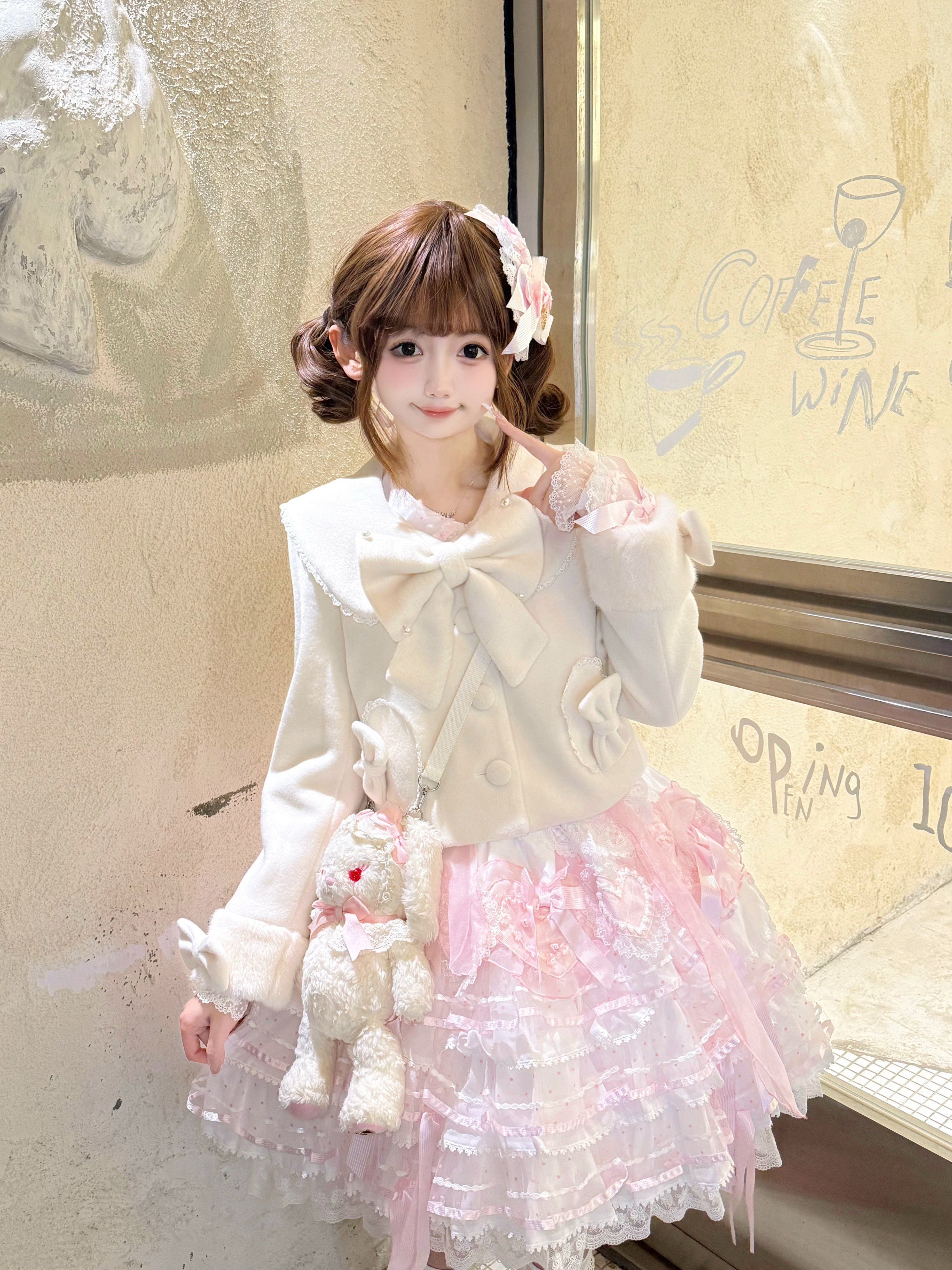 【ALICE】Original Cute and Soft Girl Style Bow-Tie Peter Pan Collar Wool Coat Sweet Short Top