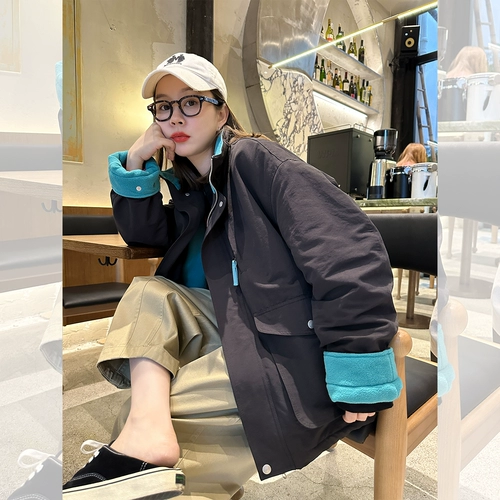 Бархатная удерживающая тепло хаки зимняя куртка для отдыха