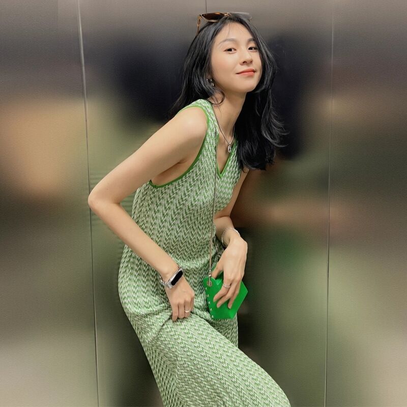 New Green Sexy Knitted Dress for Women, Long Style, Elegant, Slim Fit, V-Neck, Sleeveless, Drapey Tank Dress for Summer