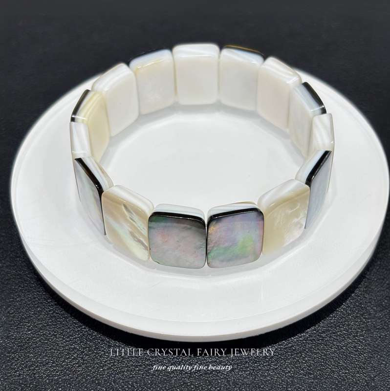 Natural Black and White Aurora Shell Mother-Of-Pearl Bracelet with DIY Original Crystal Jewelry for Girls as a Gift