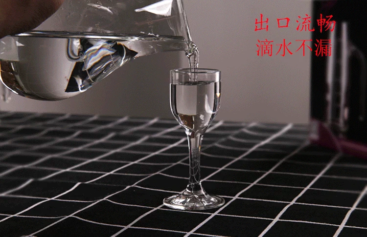 Với quy mô rượu vang trắng bình rượu decanter rượu vang đỏ decanter nhà rượu vang nhỏ châu Âu ly rượu