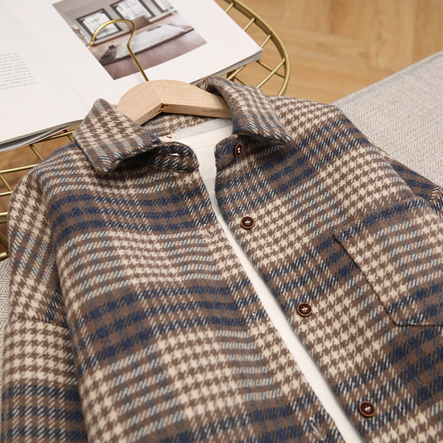 Retro Harajuku loose plush woolen shirt ladies jacket winter thickened warm plaid long-sleeved woolen shirt