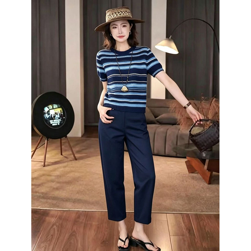 Age-Reducing Outfit: a Complete Casual Sports Suit, Summer Blue Striped Knitted Short-Sleeved Straight-Leg Pants Two-Piece Set for Women Age-Reducing Outfit: a Complete Casual Sports Suit, Summer Blue Striped Knitted Short-Sleeved Straight-Leg Pants Two-Piece Set for Women