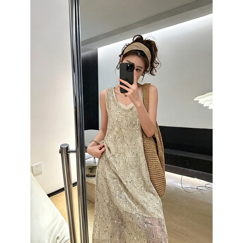 Light Luxury Style, High-End Sequin Sleeveless Tank Dress for Women, Summer Slimming, Versatile, Age-Reducing Dress