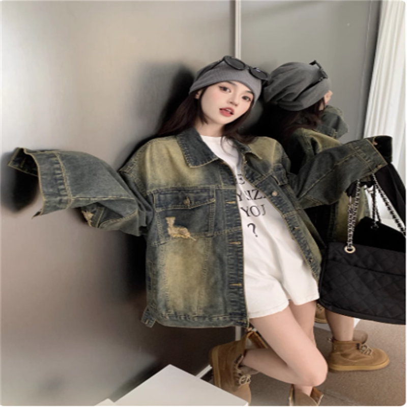 Factory Quick Delivery Distressed Ripped Denim Jacket for Women, Mid-Length, Spring and Autumn 2024, Gradient Color Workwear Jacket Top Factory Quick Delivery Distressed Ripped Denim Jacket for Women, Mid-Length, Spring and Autumn 2024, Gradient Color Workwear Jacket Top