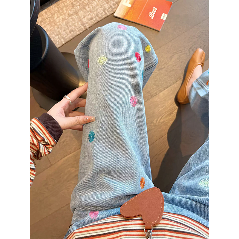 2026 Summer Trendy Japanese-Style Fresh Casual Embroidered Daisy Jeans High-Waisted Loose Slimming Straight Wide-Leg Pants