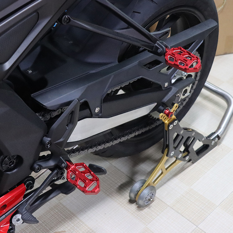 Applicable to Benali Hurricane 302R Tornado 252R modified enlarged front and rear pedals widened pedal accessories