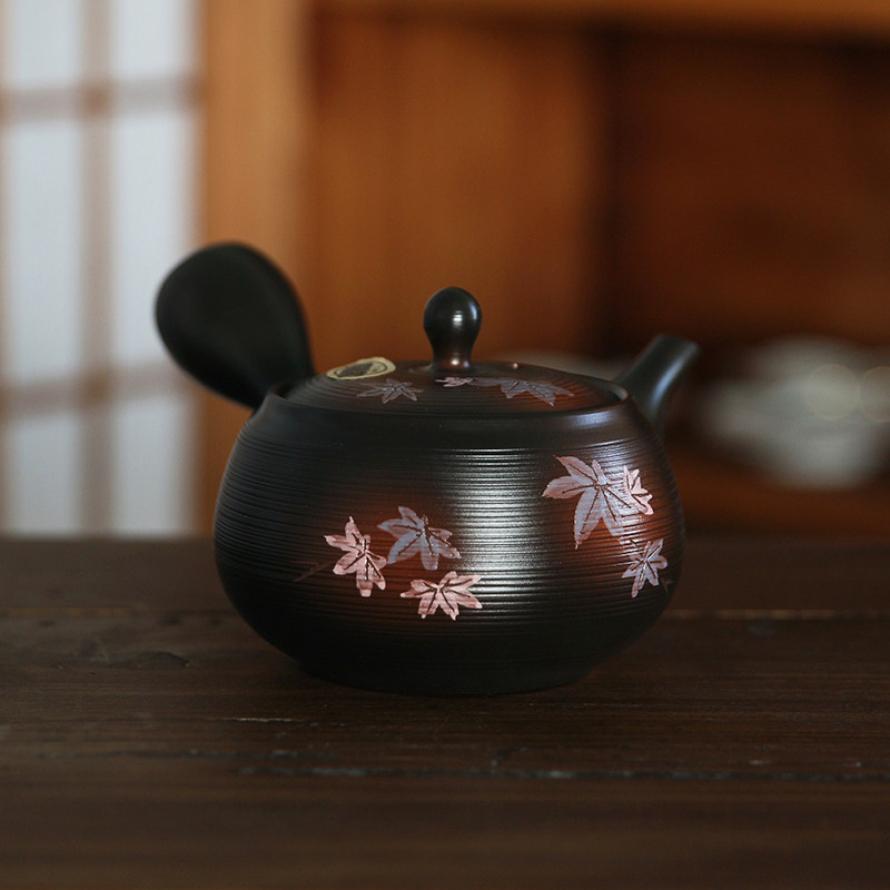 Spot Japanese imports Changslide Burn Maple Leaf Crossgrain Rush to side Pot Stainless Steel Strainer Day Style Pottery Pot