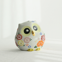 Spot Japan imported Kutani-yaki hand-painted colorful owl desktop ornaments Nafu mascot hand-in-hand gift