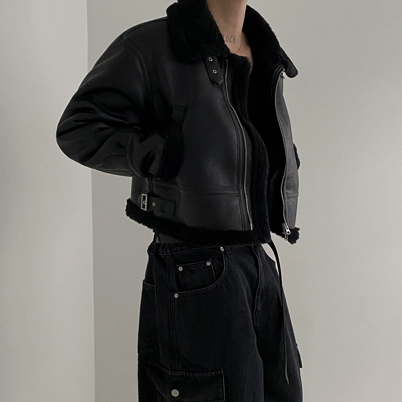 Men's Short Winter Leather Jacket with Fur Lining, Korean Style, Loose Fit, Suede Lamb Wool Biker Jacket, Thickened Men's Short Winter Leather Jacket with Fur Lining, Korean Style, Loose Fit, Suede Lamb Wool Biker Jacket, Thickened