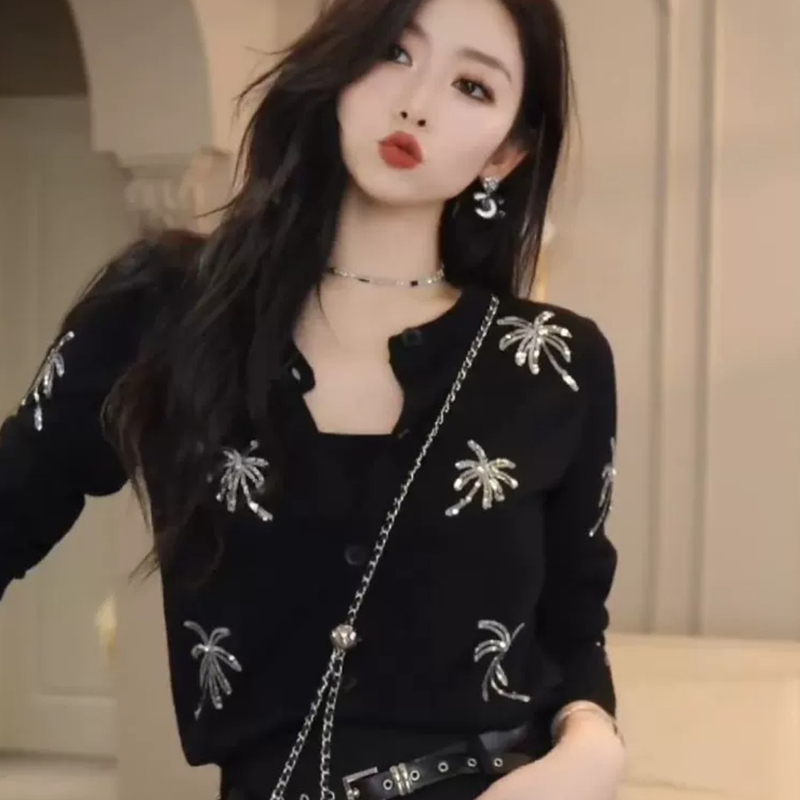 Chanel-Style Heavy-Duty Coconut Tree Sequin Knit Cardigan for Women, 2026 Autumn New Style, Lazy Loose Short Outerwear Top Chanel-Style Heavy-Duty Coconut Tree Sequin Knit Cardigan for Women, 2026 Autumn New Style, Lazy Loose Short Outerwear Top